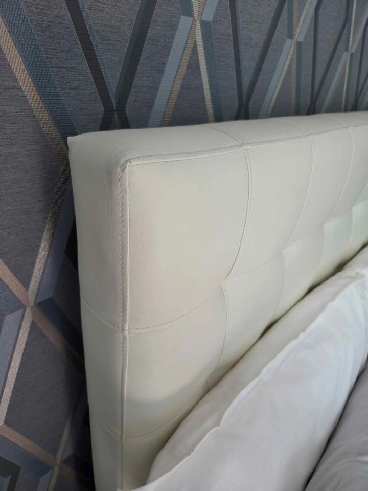 Queen Leather Hydraulic Lift Storage Bed | Cream White - photo 5