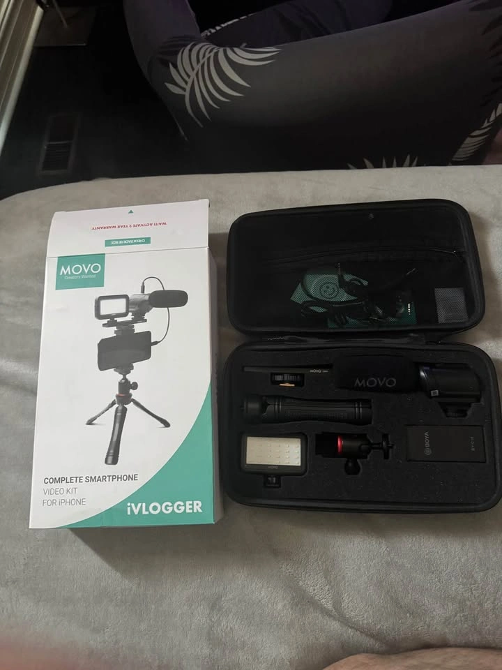 Movo iVlogger Complete Smartphone Video Kit for iPhone - photo 5