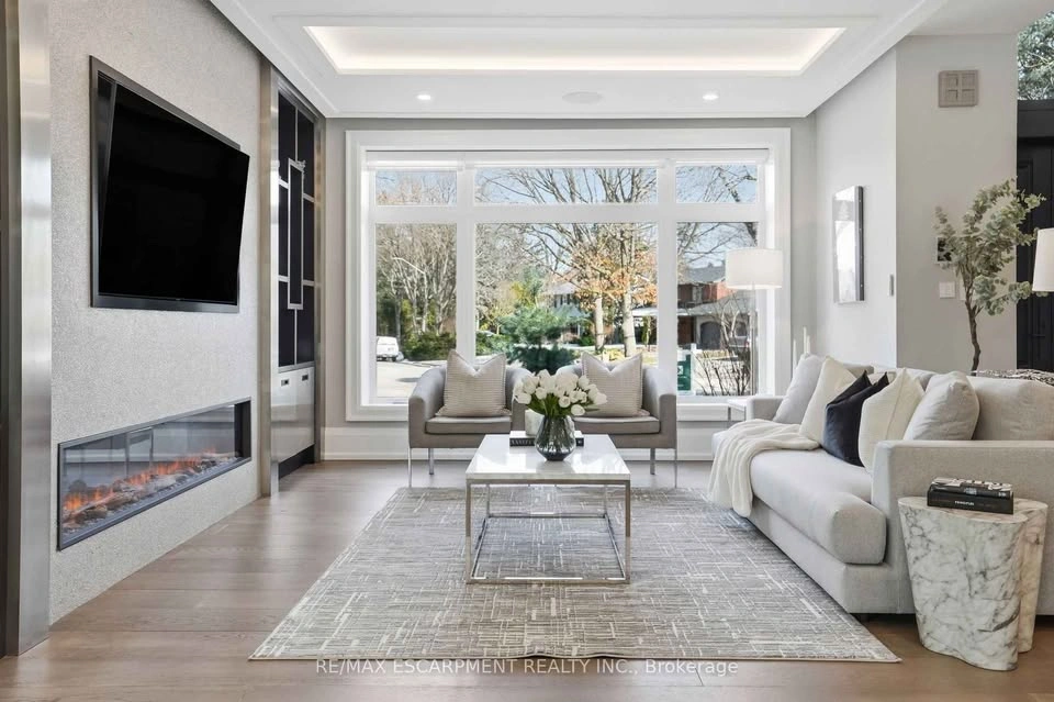 Luxury Designer Accent Armchairs – Gray Barrel Chairs - photo 4