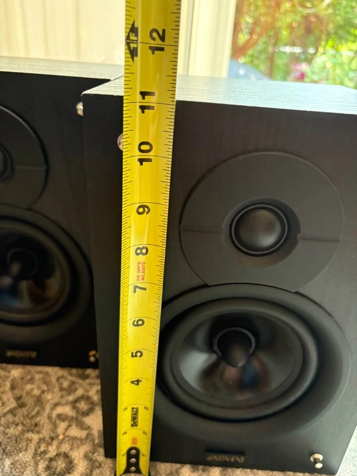 Pair of Vintage MISSIL 2-Way Compact Bookshelf Speakers - photo 5