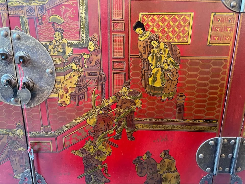 Solid wood finely painted Chinese buffet - photo 2