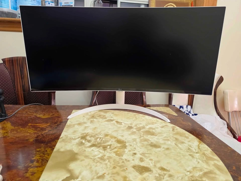 LG MyView Smart Monitor 34 inch - photo 2