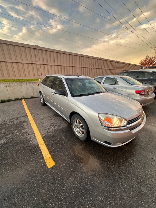 2006 Chevrolet Malibu Maxx – Fully Loaded and Reliable - photo 2
