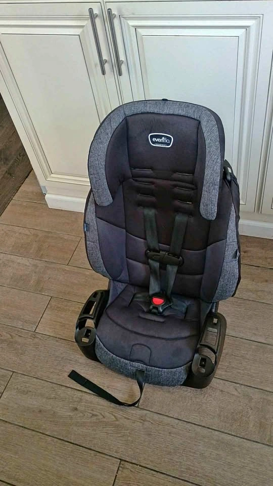 Evenflo 2-in-1 Car Seat