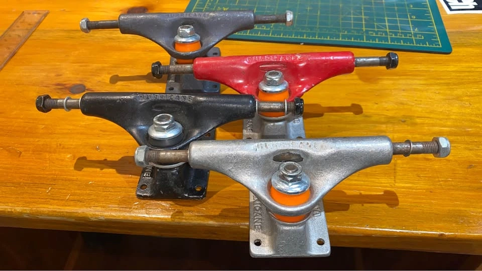 Vintage Four (4) 7.6” Hurricane Skateboard Trucks - photo 3