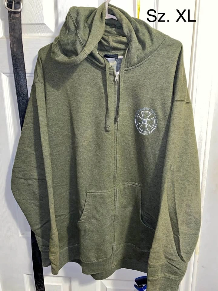 Mens Sz. XL Independent Skateboard Trucks Hood Sweater
