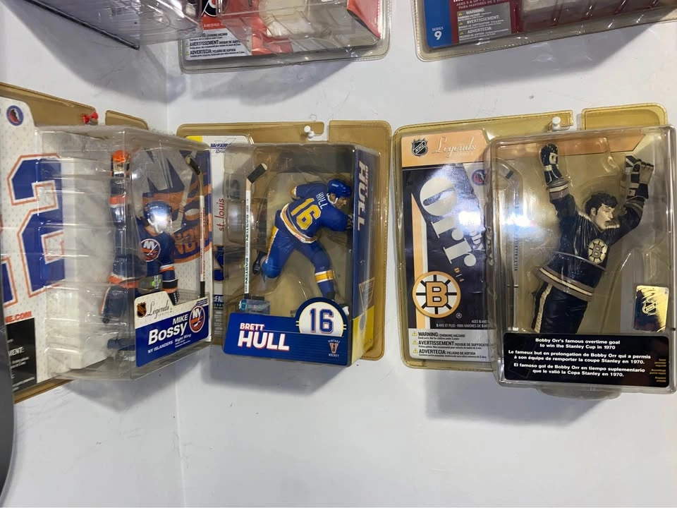 NHL McFarlane action figures chase variants (starting @ $10) - photo 3