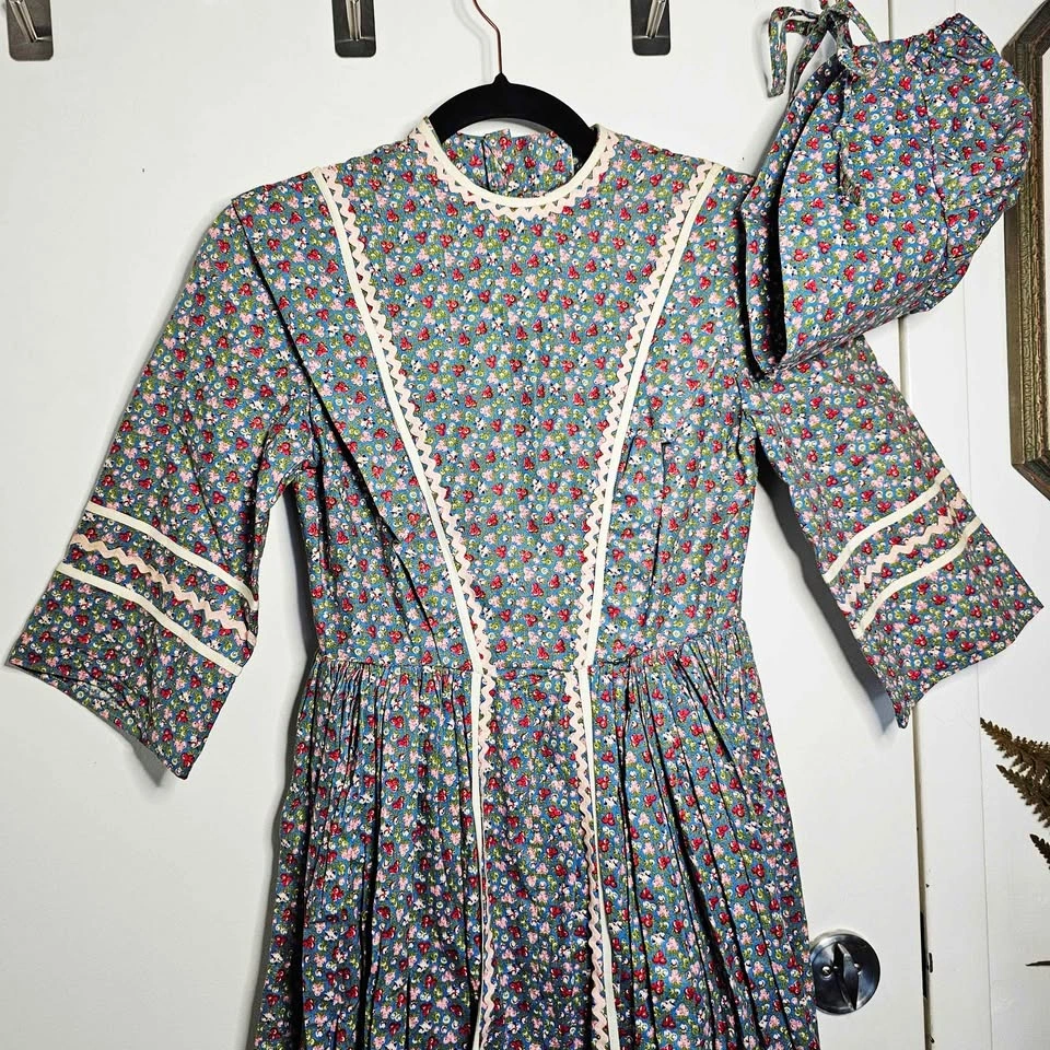 Handmade Vintage Prairie Maxi Dress & Matching Bonnet - photo 2