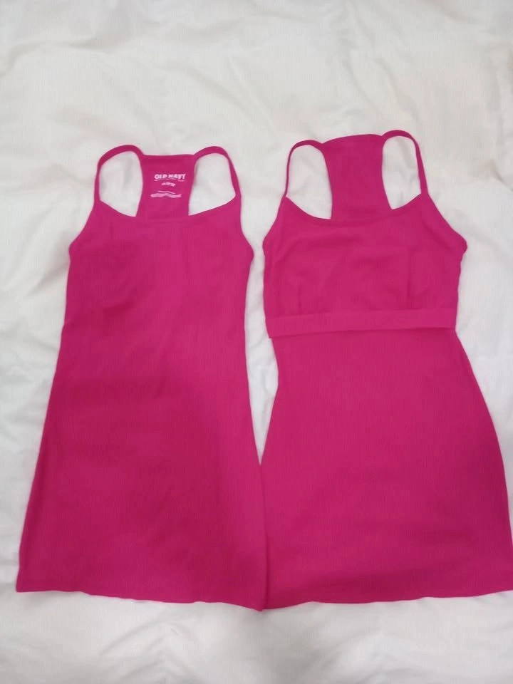 Women's XS & S Tank Tops (New) - photo 2