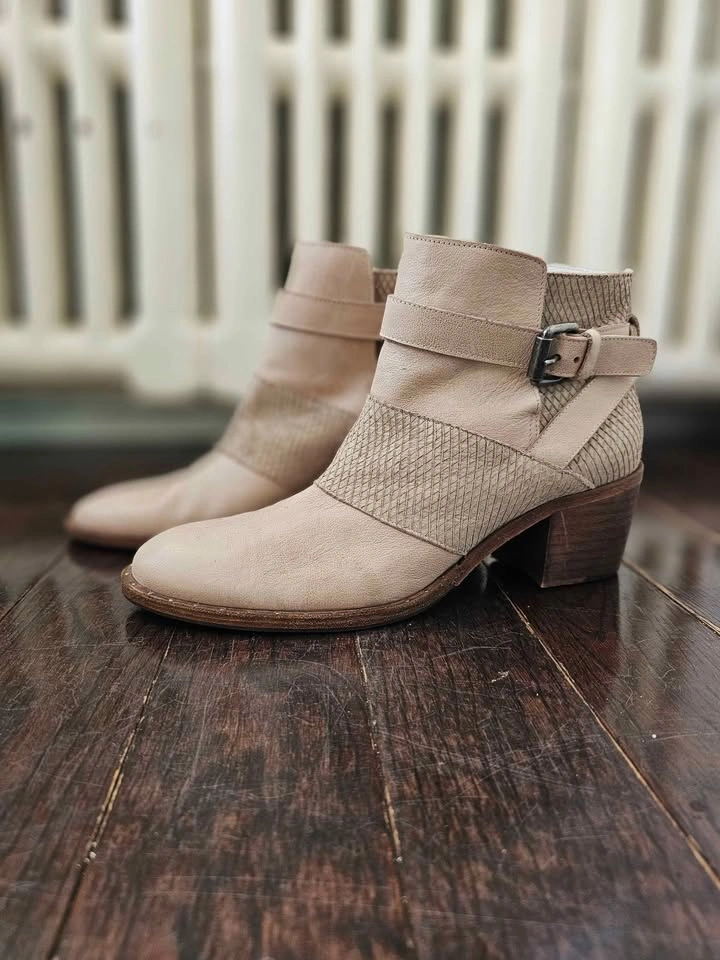 Size 10 Freda Salvador New With Tags Wrap Buckle Ankle Boots - photo 5