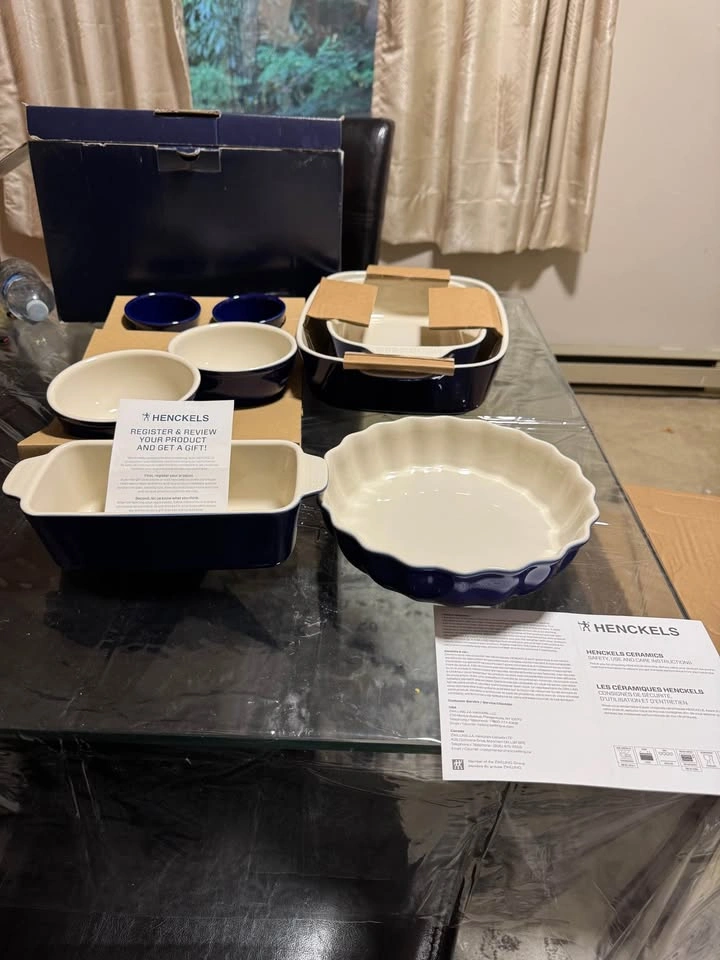 Moving Sale - Furniture and Electronics - photo 4