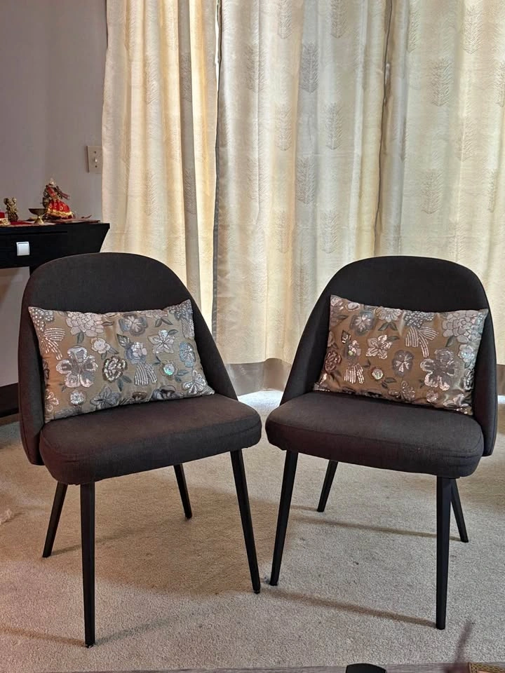 Set of 2 Upholstered Chairs