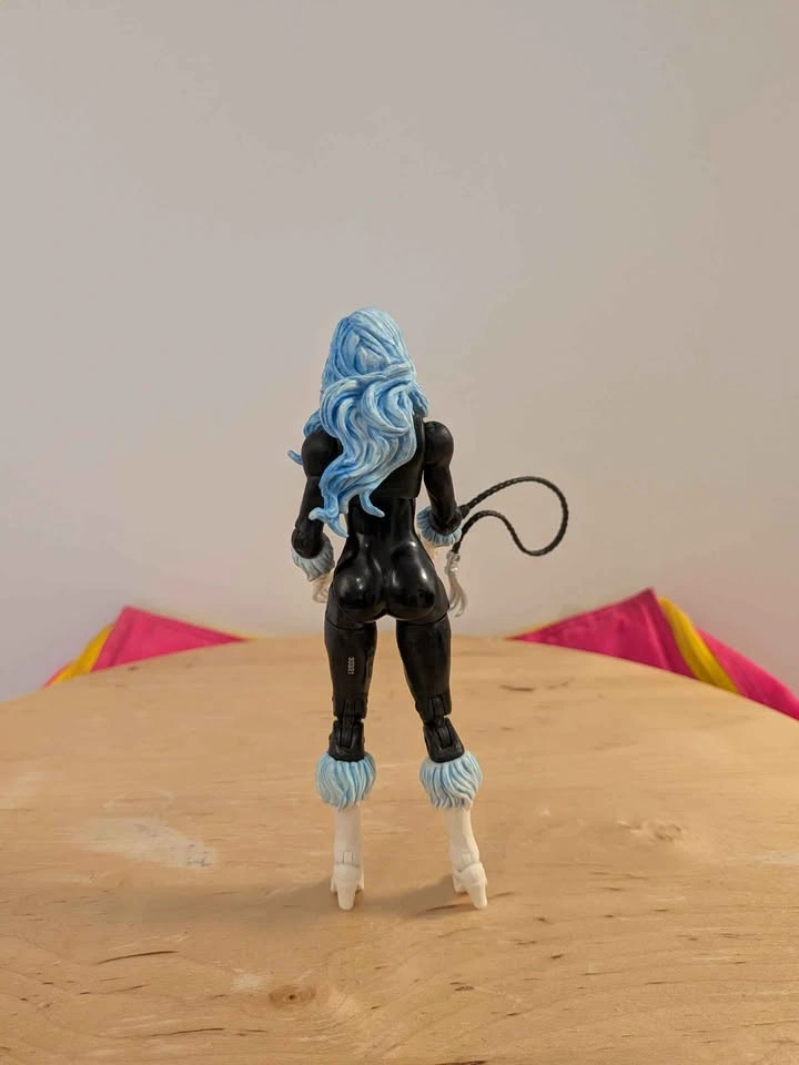 Hasbro Marvel Legends Black Cat Action Figure - 6" - photo 4