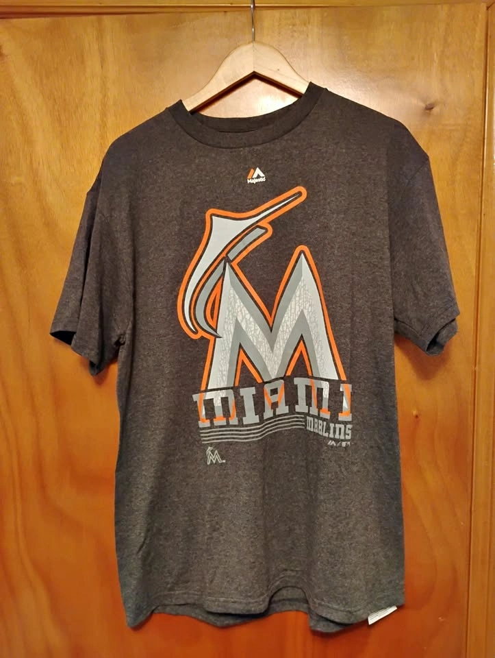 Miami Marlins MLB T-Shirt New With Tags Large
