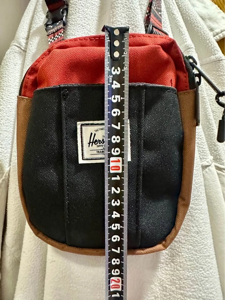 🎒Herschel 'Cruz' Crossbody Bag - photo 2