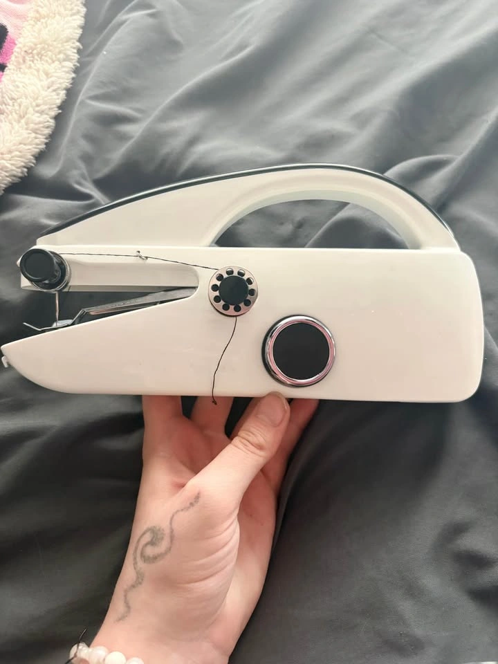 Handheld Sewing Machine - photo 2