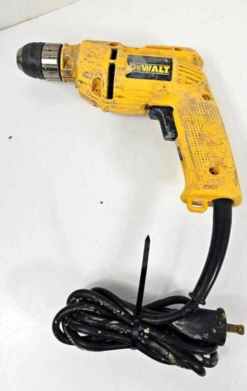 DeWalt 3/8" Corded Drill