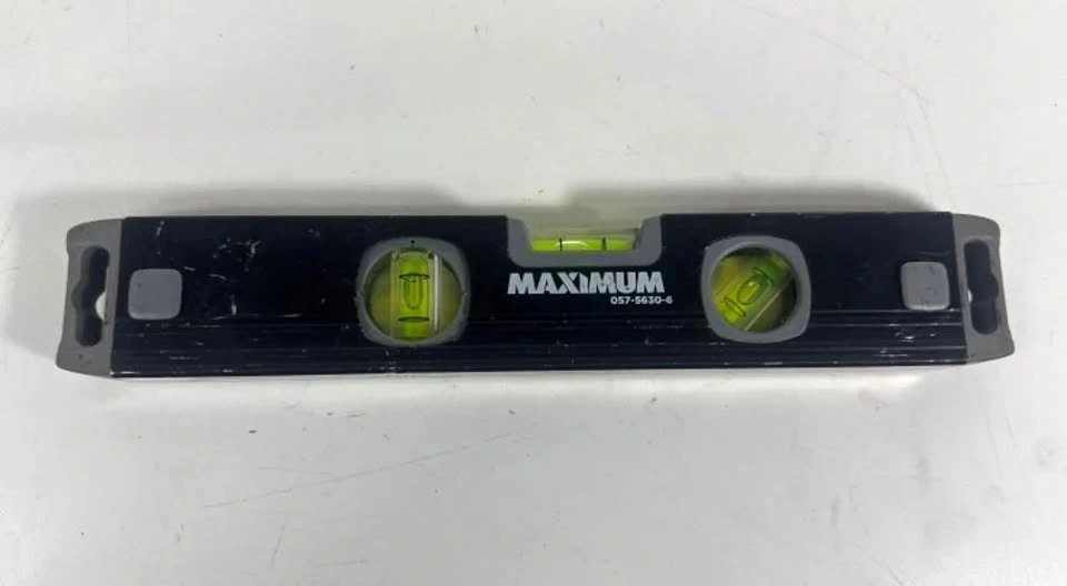 Maximum 12 Inch Level