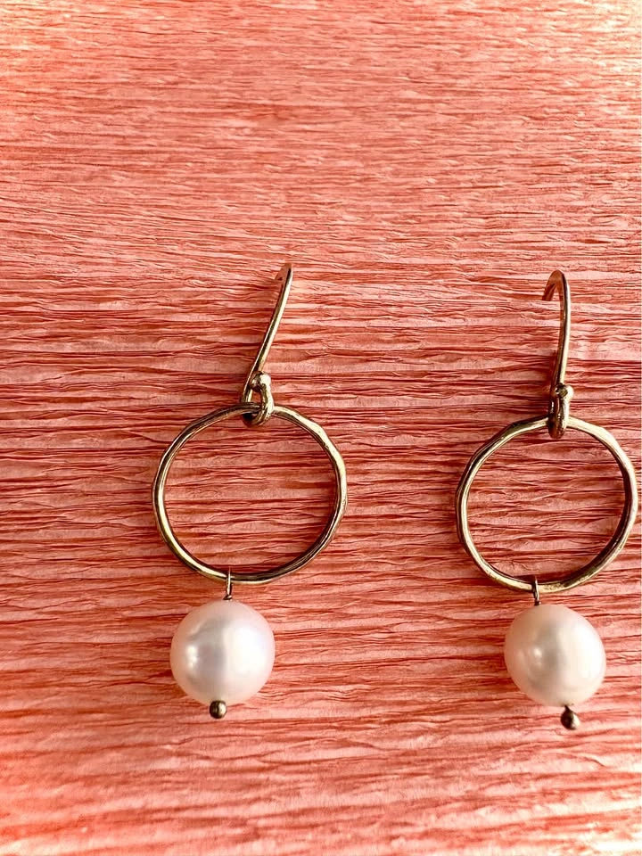 Vintage 18k Vermeil Gold Hoop Fresh Water Pearl Drop Earrings - photo 2