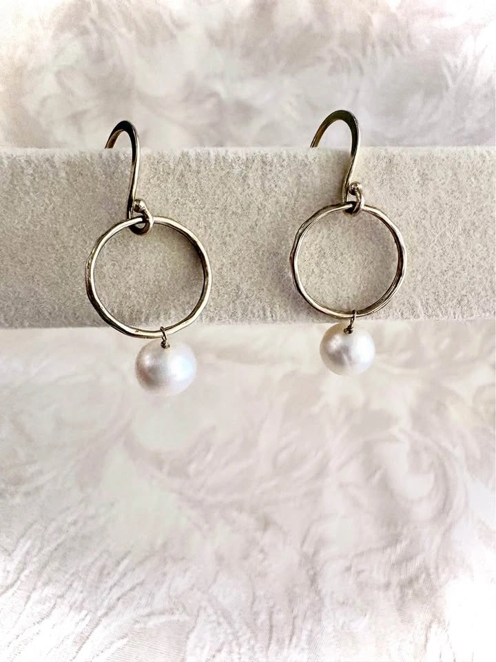 Vintage 18k Vermeil Gold Hoop Fresh Water Pearl Drop Earrings - photo 3