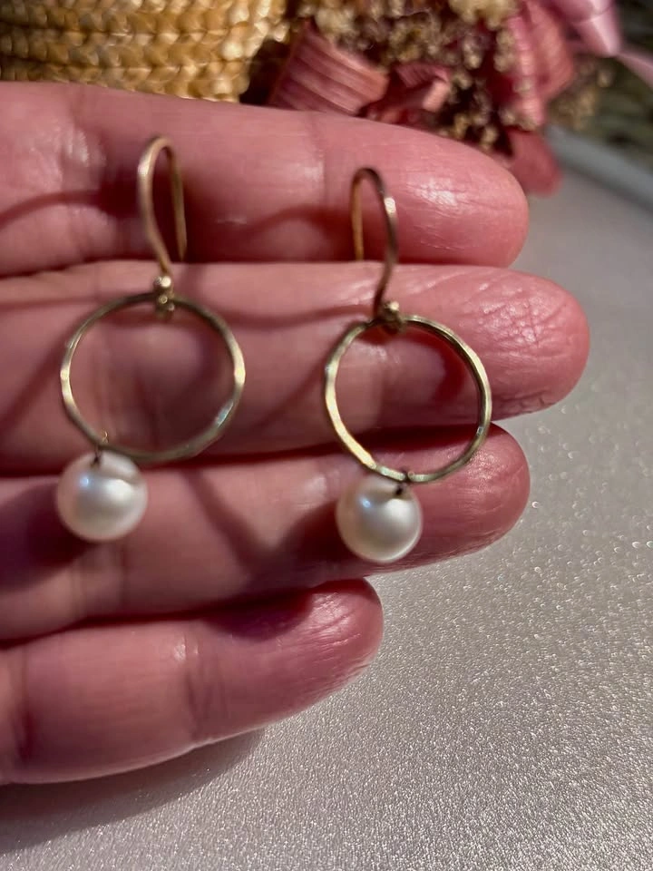 Vintage 18k Vermeil Gold Hoop Fresh Water Pearl Drop Earrings - photo 5