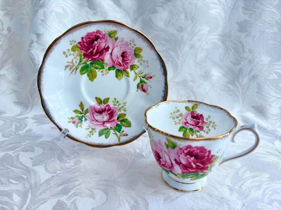 Royal Albert American Beauty Tea Cup and Saucer - photo 5