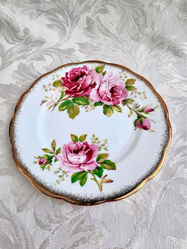 Royal Albert American Beauty Bone China bread and butter Plate