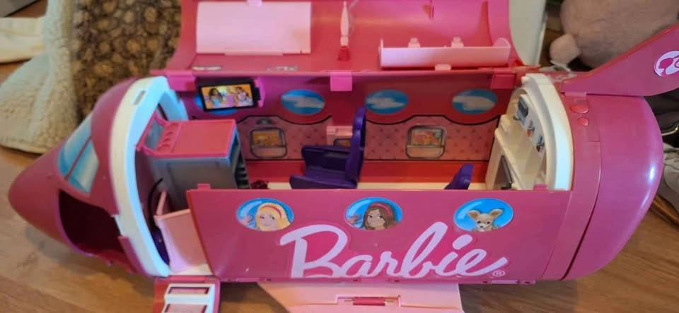 Barbie Large Airplane - photo 2