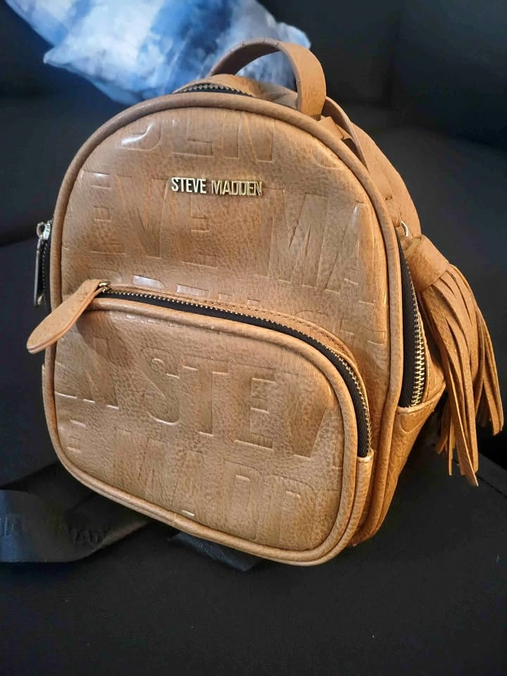 Steve Madden backpack purse