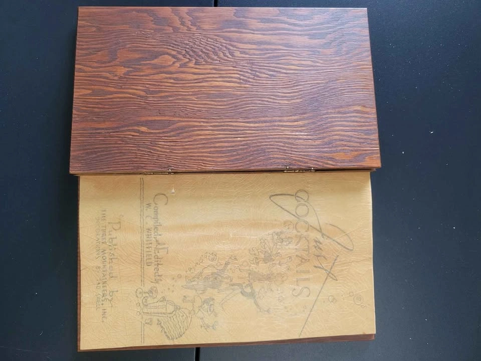 1939 Just Cocktails First Edition Wooden Book Asheville NC - photo 4
