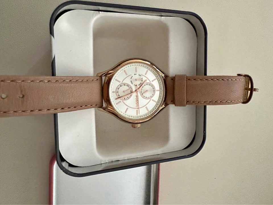 Fossil Women's Multifunction Leather Strap Watch