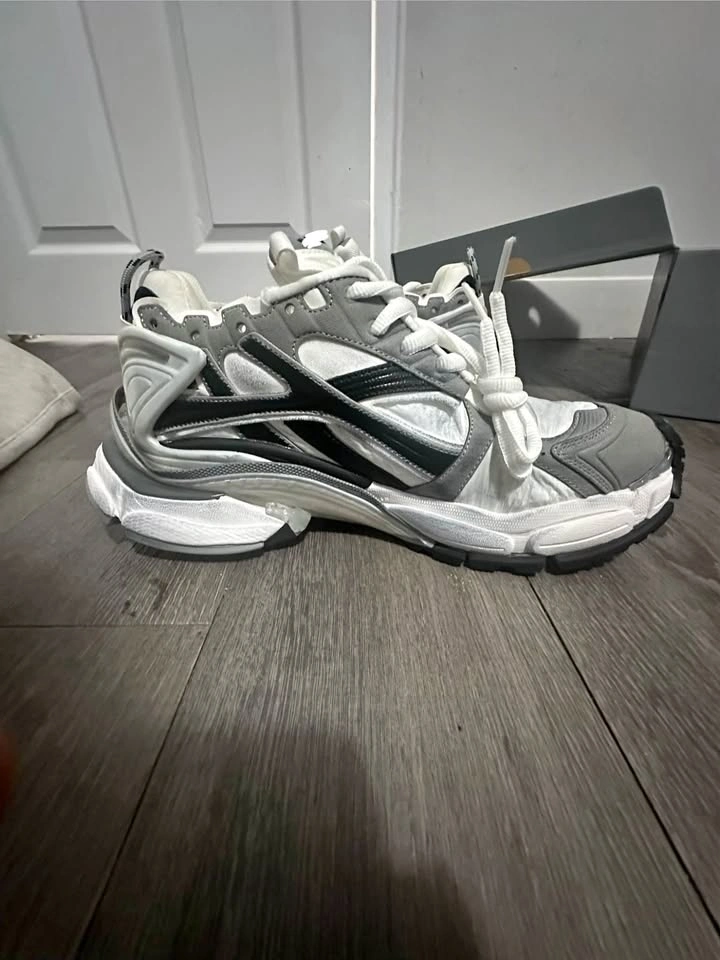 Balenci Runners