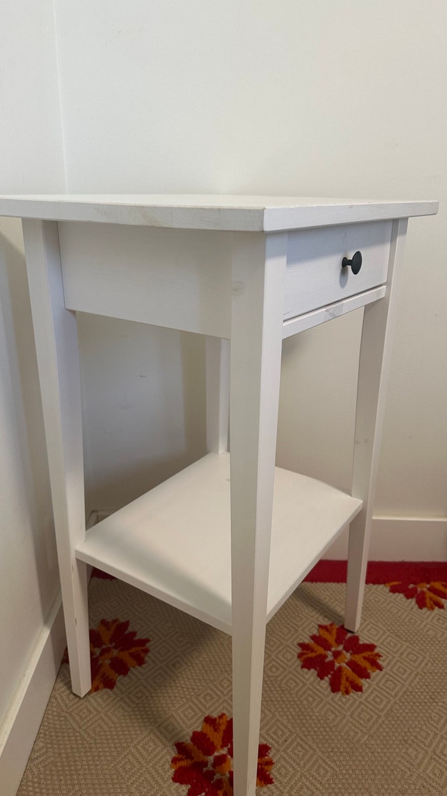 Side Table - photo 2