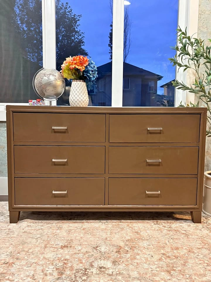 Refinished 6-Drawer Modern Taupe Dresser / Storage Credenza