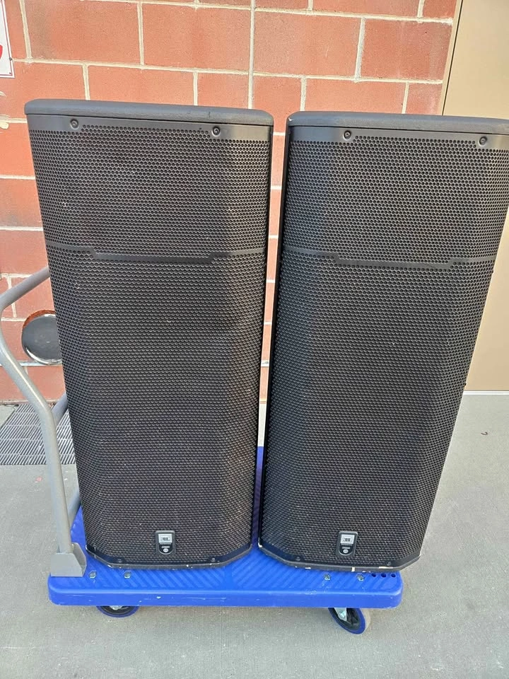 JBL PRX625 Speaker Set With Padded Covers