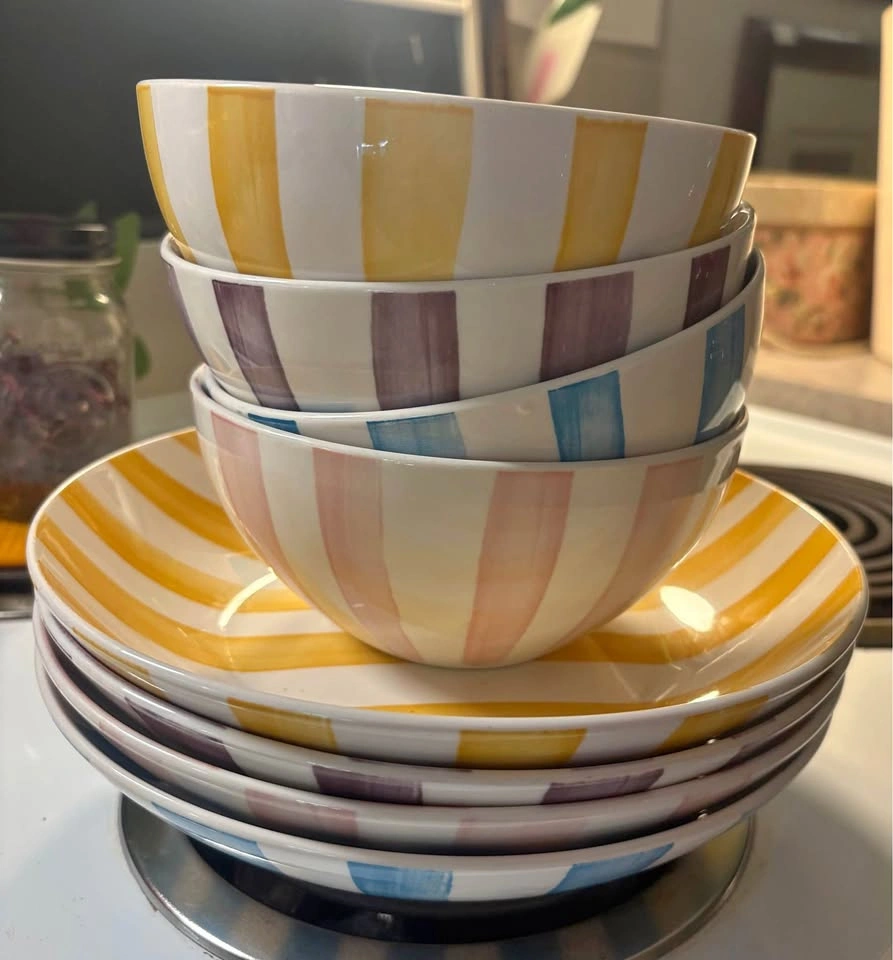 Eaton Fine Dining Striped Bowl and Plate Set