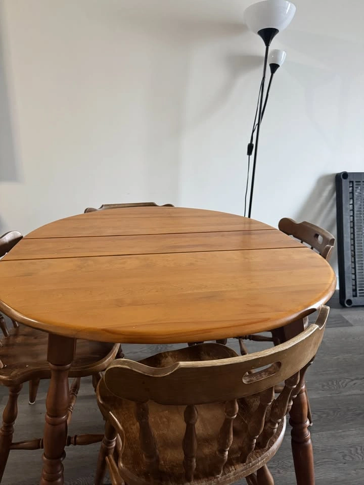 Solid Wood Extendable Dining Table + 4 Chairs Set – $50 - photo 2