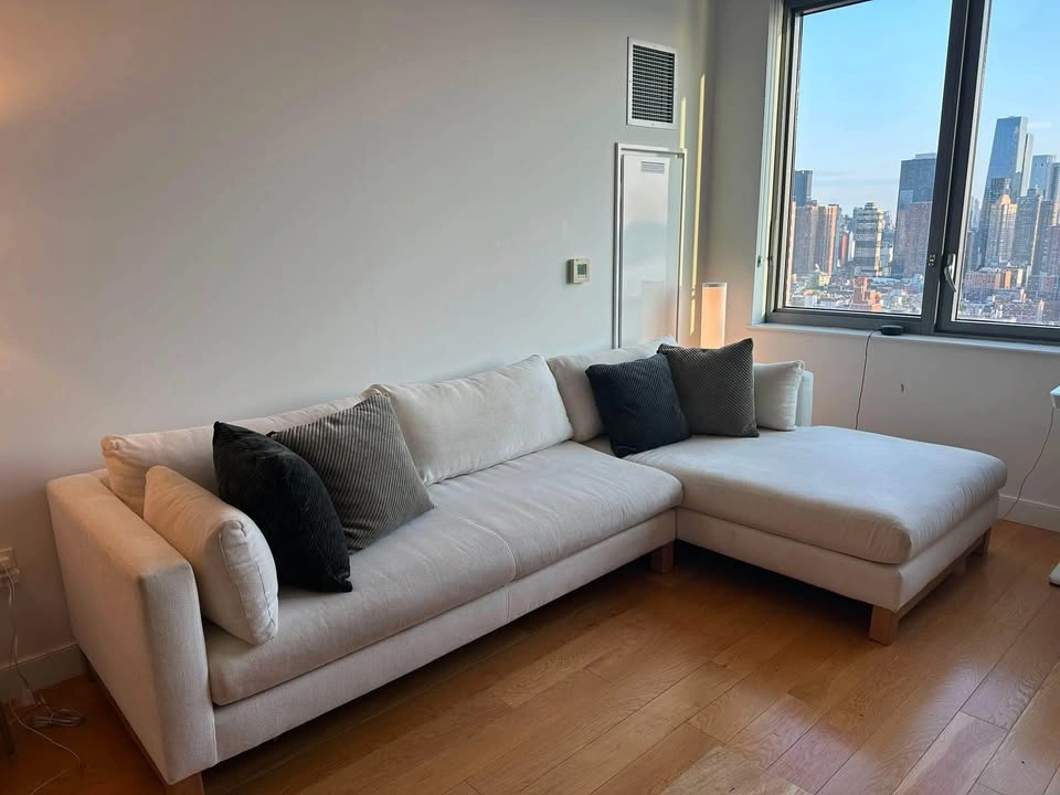 Crate and Barrell White Sectional Couch - photo 4