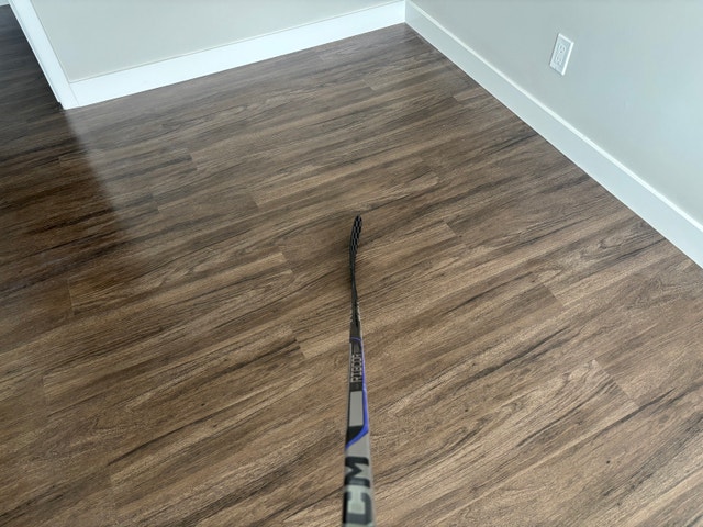 CCM Trigger 9 75 Flex Left Handed - photo 5