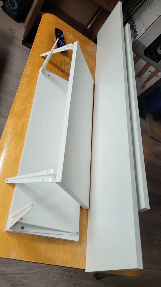 4 White Wall Shelves - photo 2