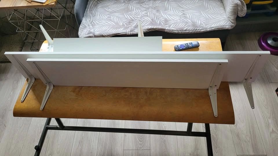 4 White Wall Shelves - photo 3