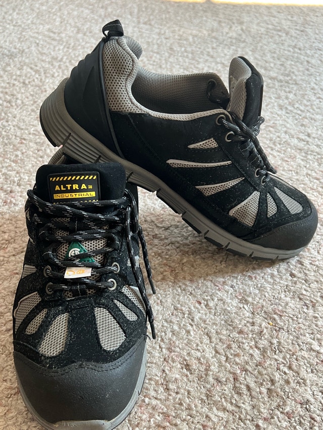 Altra Industrial Men's Low-Cut CSA Safety Hiker Shoes, Size US 9