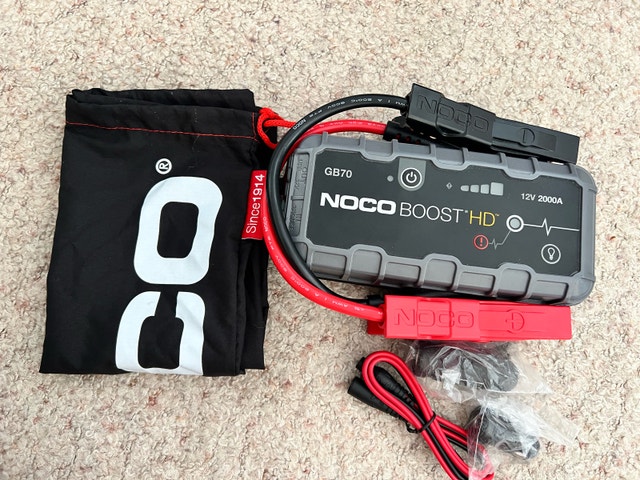 NOCO GB70 Boost HD Booster Pack/Jump Starter, 2000-Amp, 12V