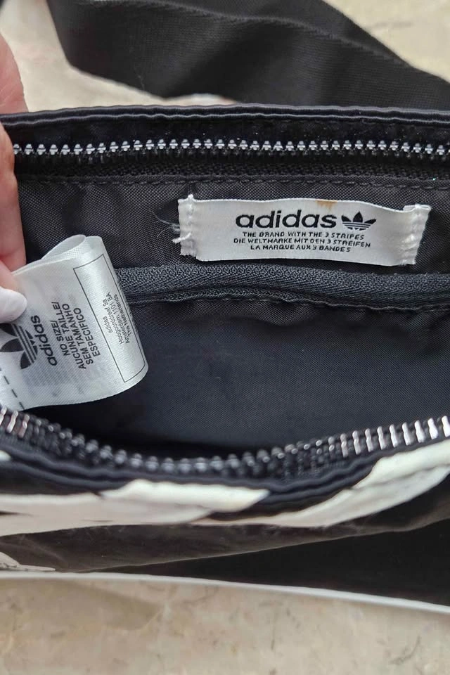 Adidas Originals Mini Airliner. Compact crossbody/shoulder bag - photo 4