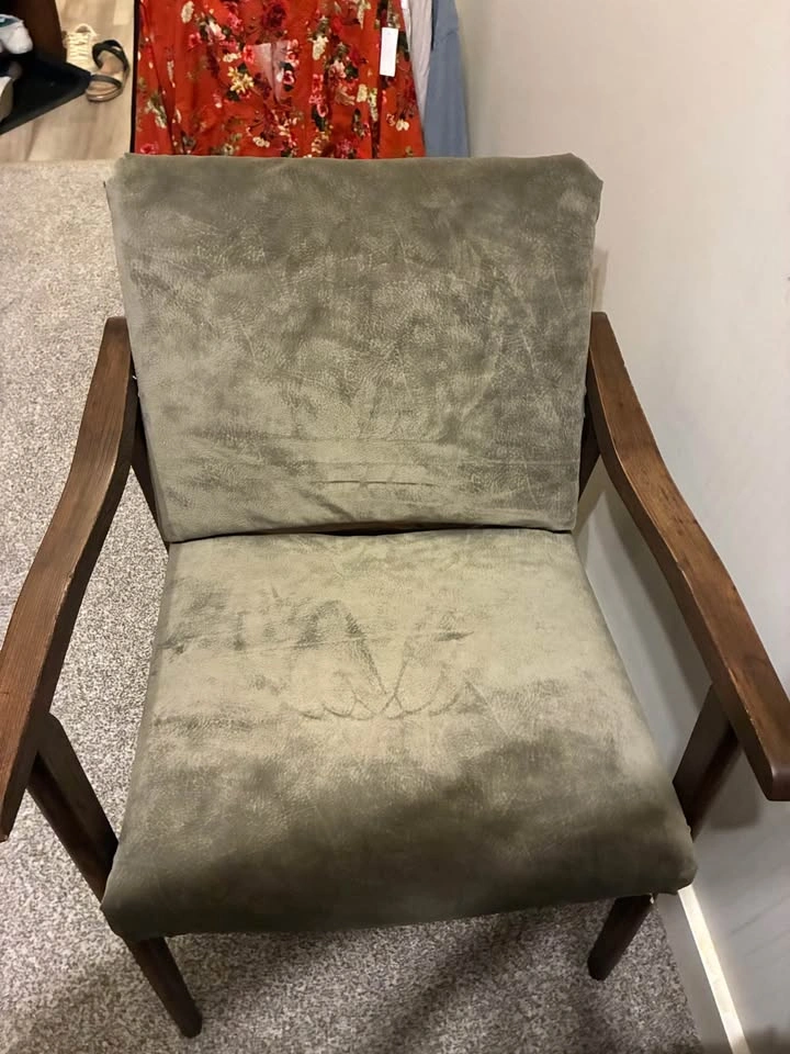 MCM Lounge Chair with Green Faux Suede Upholstery - photo 2