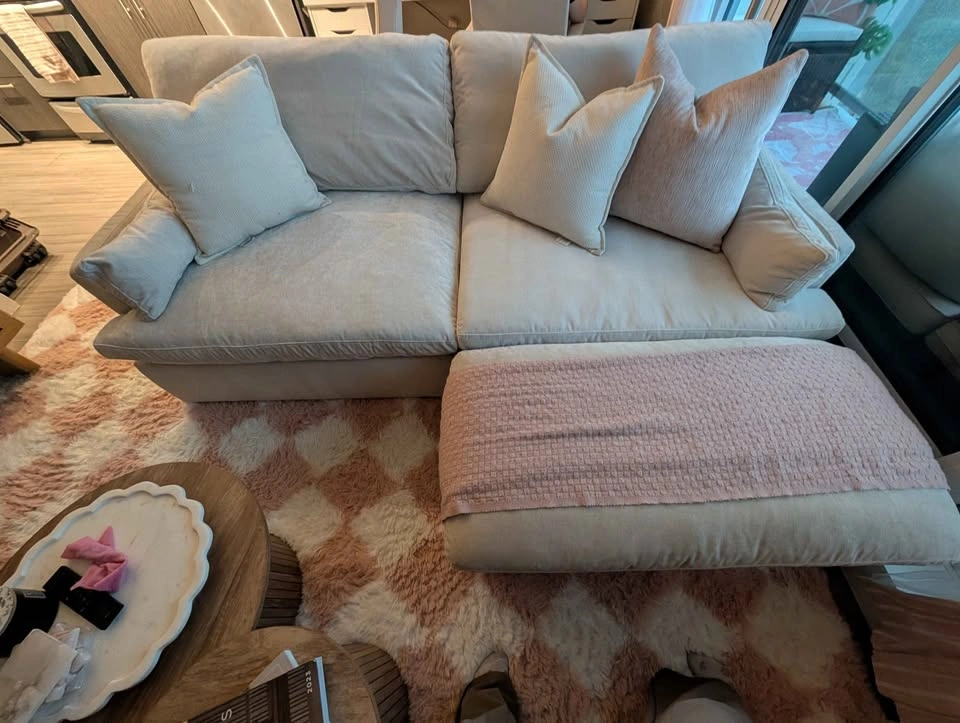 Cloud sofa and ottoman - photo 2
