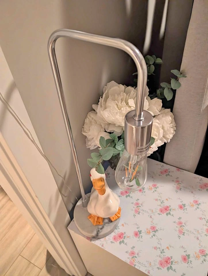 Moving sale 2 marble table lamps