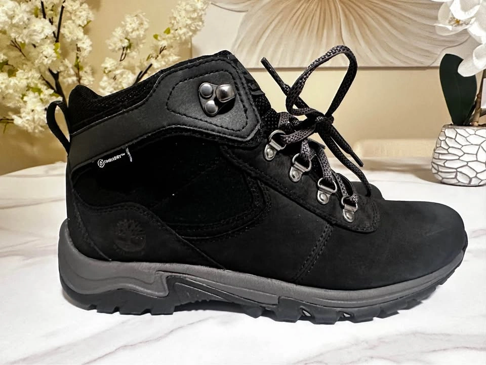 Womens Timberland Mid Waterproof Hiking Boots size 8 never worn - photo 3