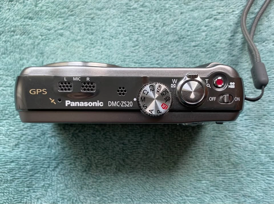 Lumix Panasonic DMC-ZS20 Digital Camera - photo 3