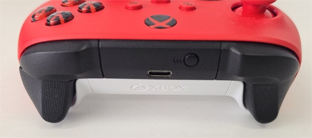 XBOX Wireless Gaming Controller | Pulse Red - photo 5